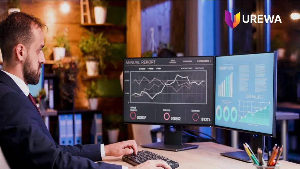 Microsoft Dynamics 365 ERP modernization architecture connecting legacy systems, cloud applications, business data and integrations